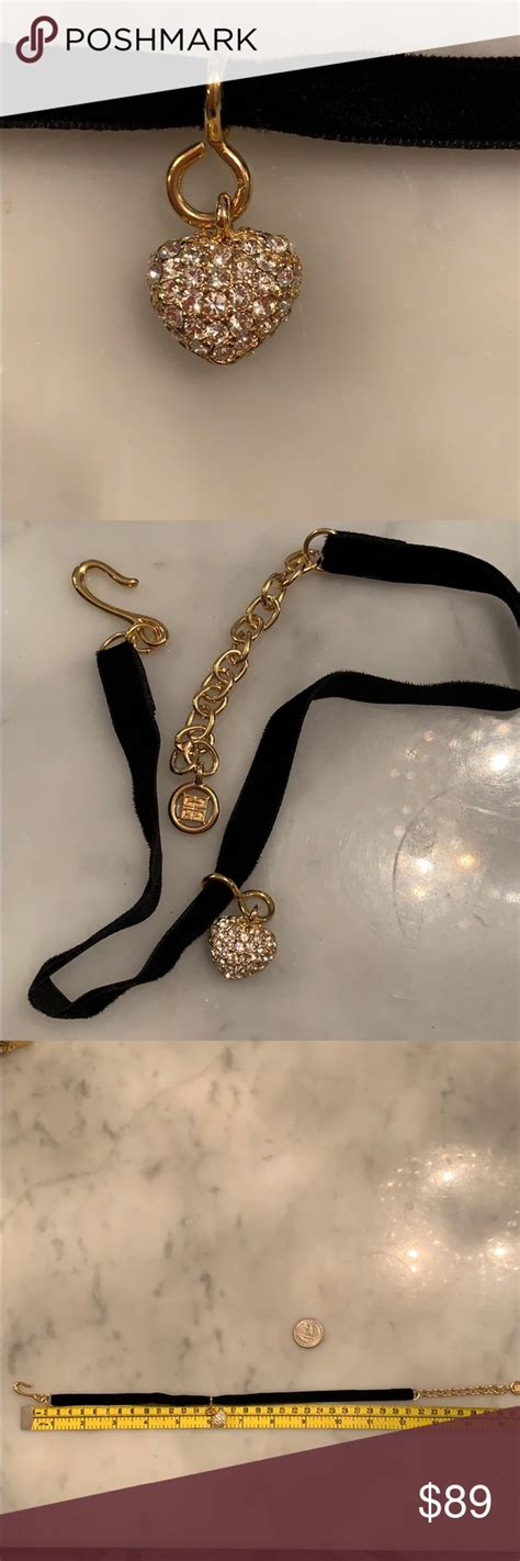 givenchy velvet choker